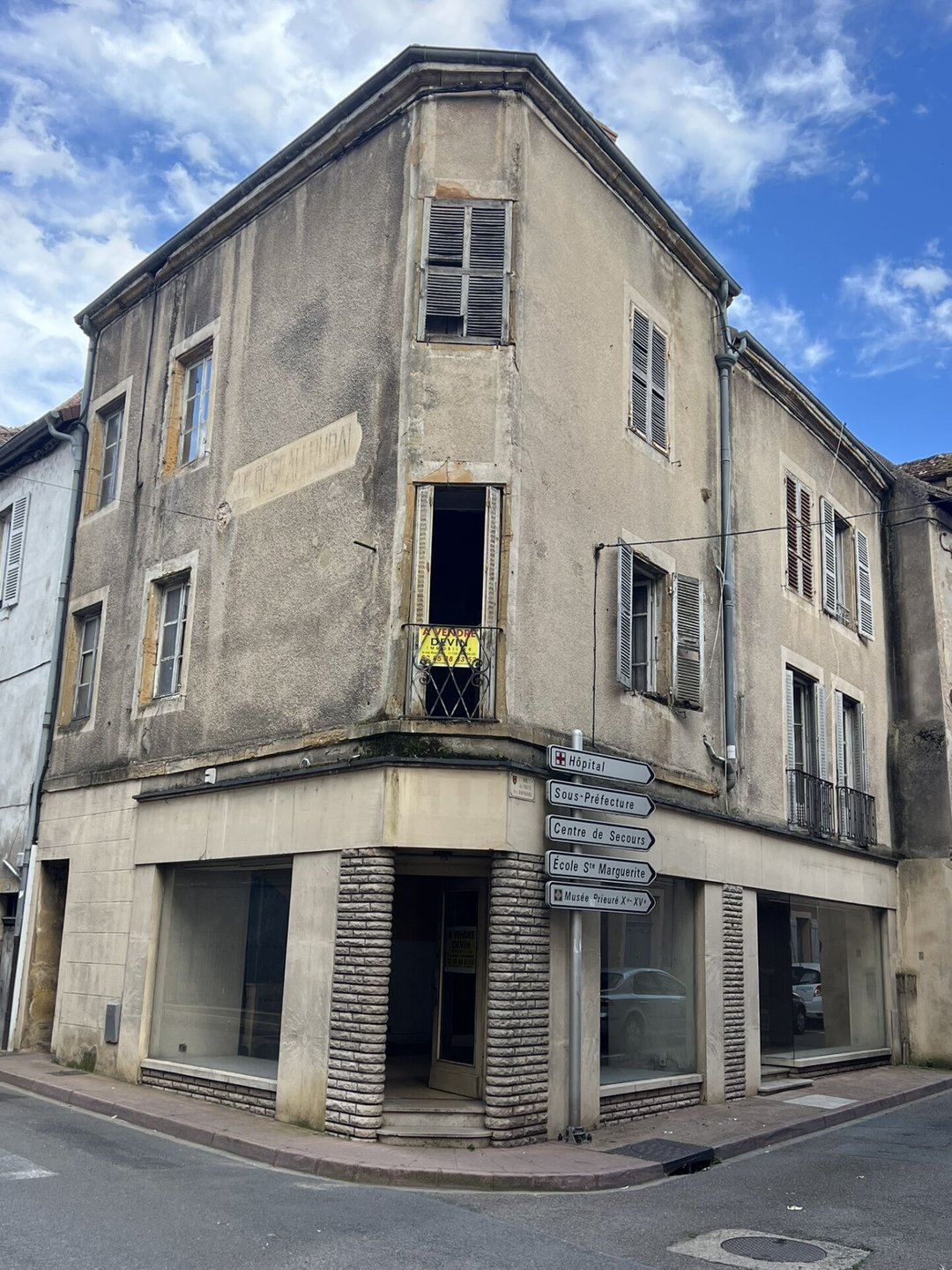 Appartement à vendre, 200m², Charolles
