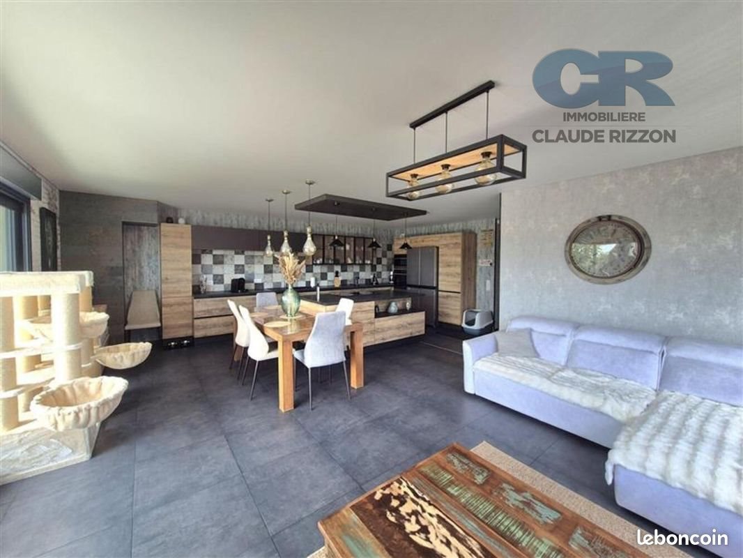 Appartement à vendre, 110m², Uckange