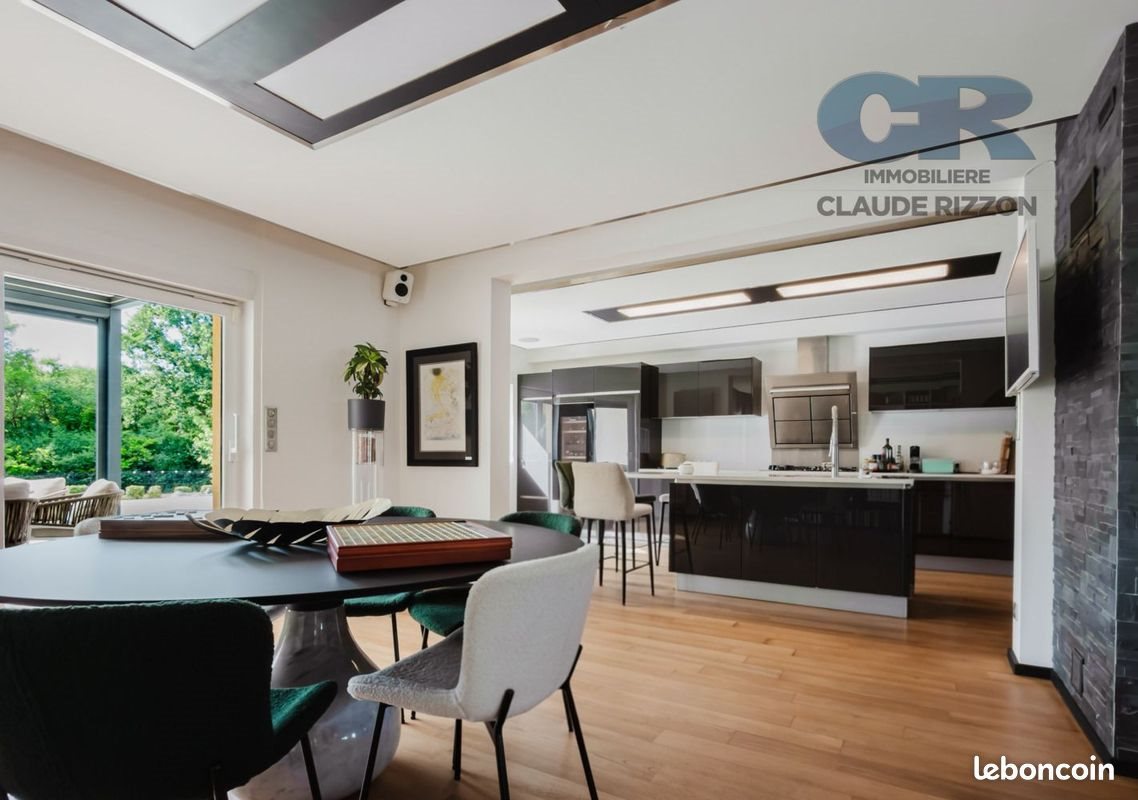 Maison à vendre, 250m², Corny-sur-Moselle