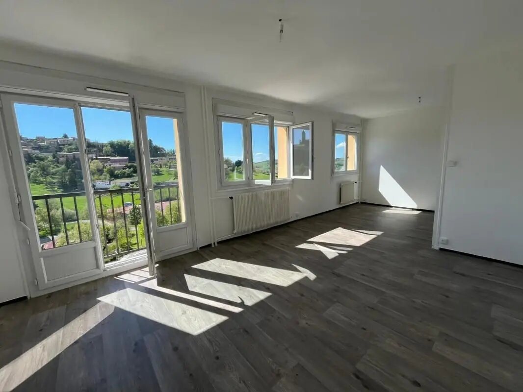 Appartement à louer, 53m², Thizy