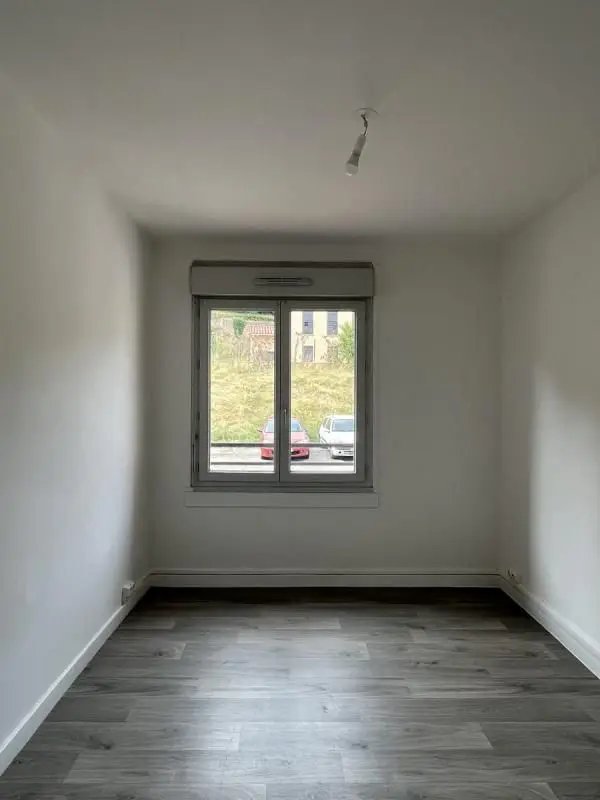 Appartement à louer, 78m², Condrieu