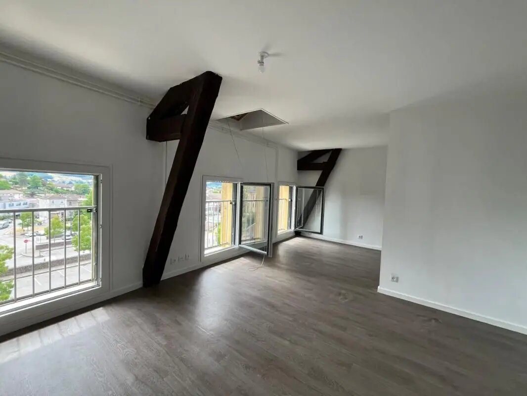 Appartement à louer, 62m², Cours-la-Ville