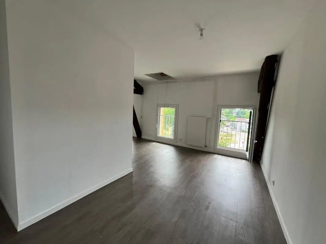Appartement à louer, 62m², Cours-la-Ville