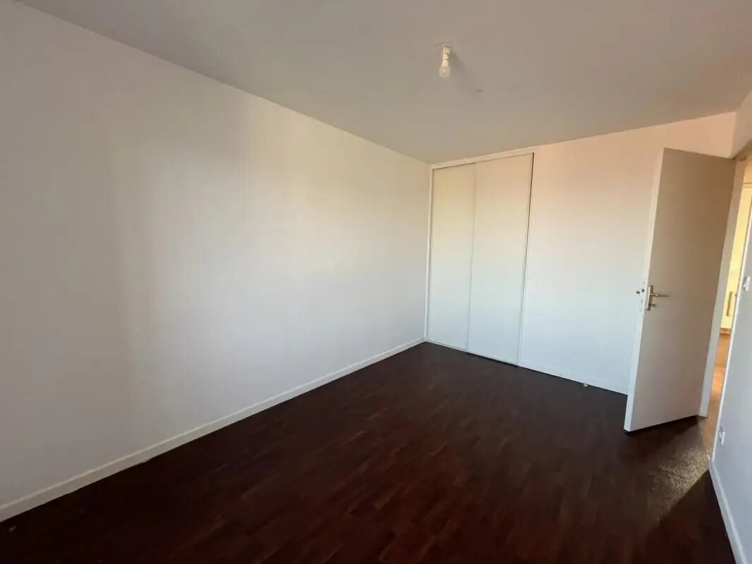 Appartement à louer, 82m², Thizy