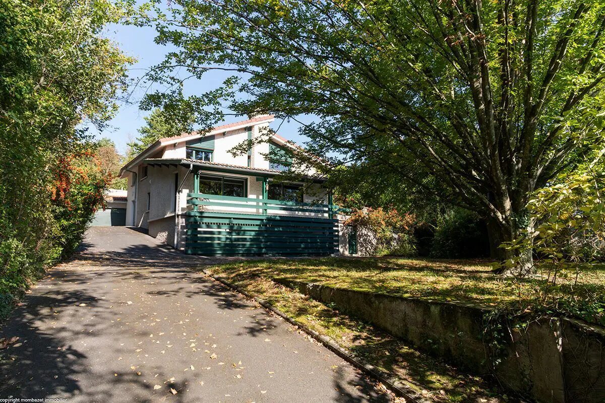 Maison à vendre, 192m², Pessat-Villeneuve