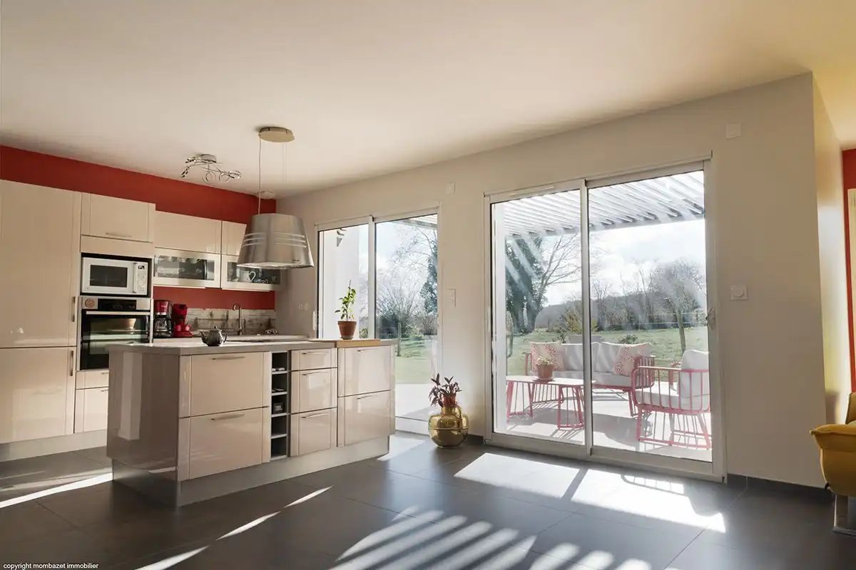 Maison à vendre, 123m², Charbonnières-les-Varennes