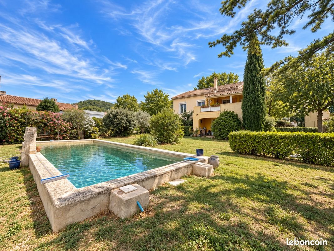 Maison à vendre, 180m², Carnoules
