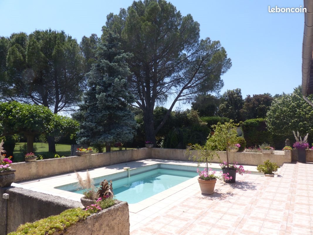 Maison à vendre, 166m², Valréas