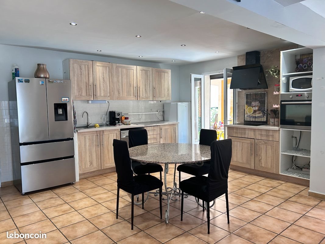Maison à louer, 84m², Le Luc