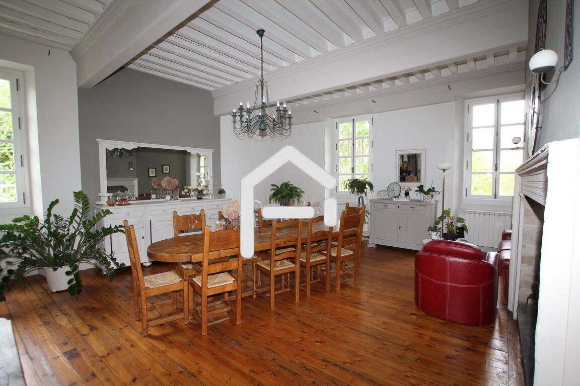 Maison à vendre, 840m², Foix