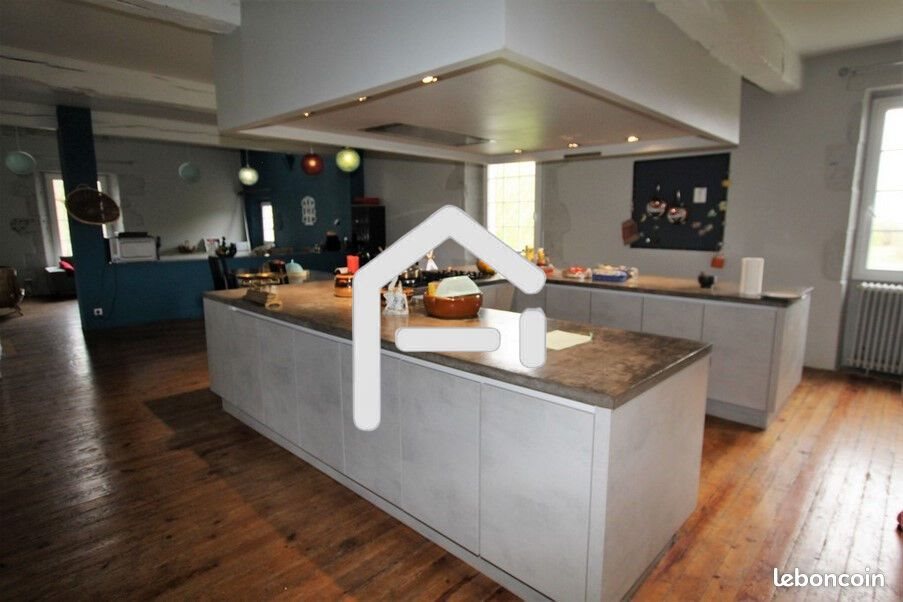 Maison à vendre, 943m², Lauzerte