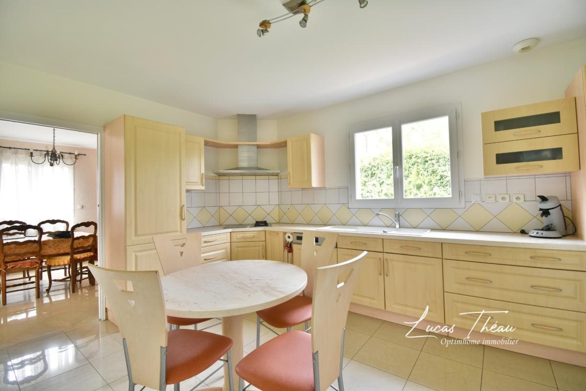 Maison à vendre, 141m², Saint-Sébastien-de-Morsent