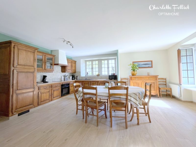 Maison à vendre, 191m², Saint-Lormel