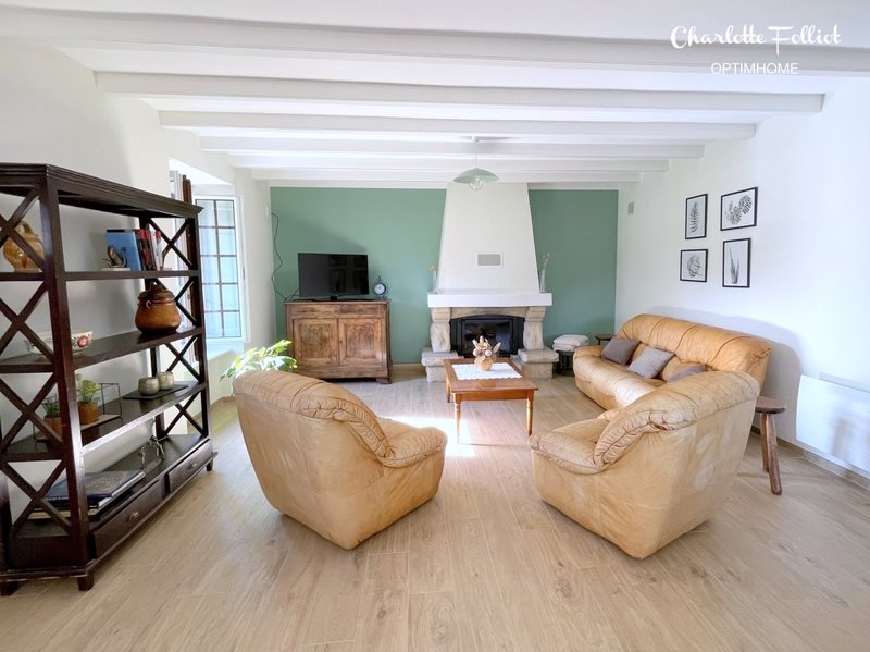 Maison à vendre, 191m², Saint-Lormel
