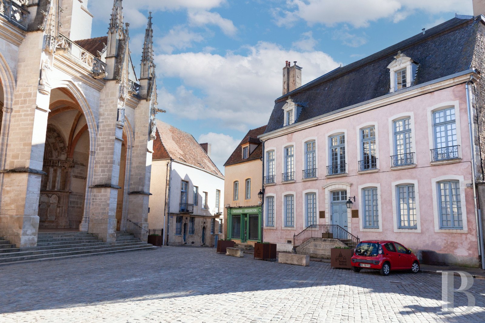 Maison à vendre, 575m², Semur-en-Auxois