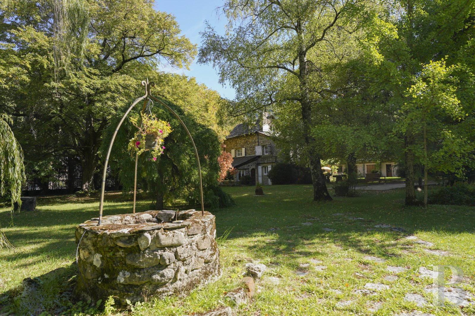 Maison à vendre, 190m², Florac Trois Rivières