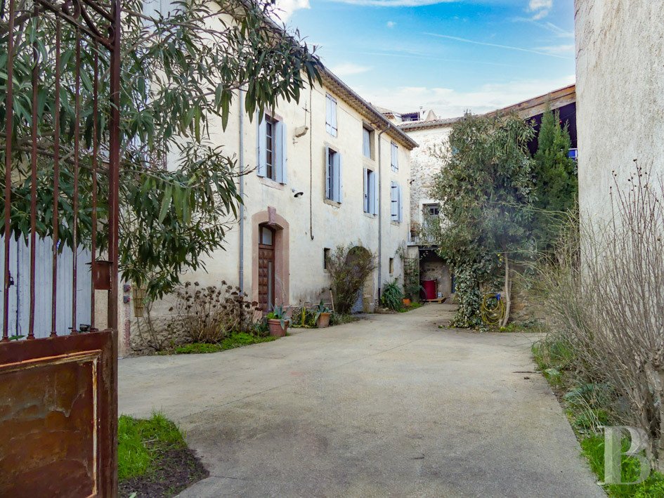 Maison à vendre, 220m², Saint-Nazaire-de-Ladarez