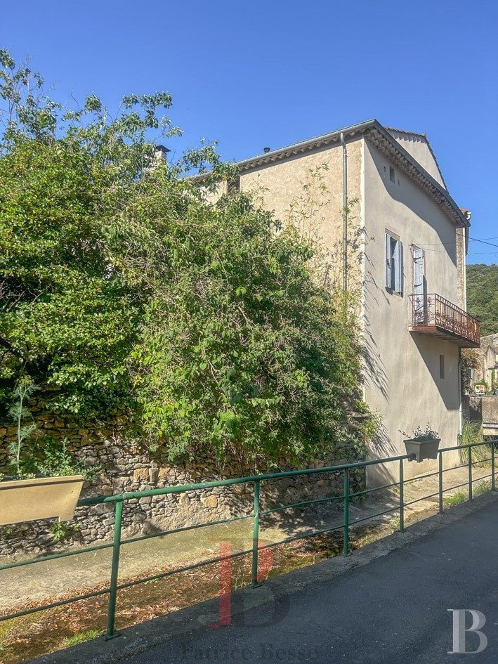Maison à vendre, 220m², Saint-Nazaire-de-Ladarez