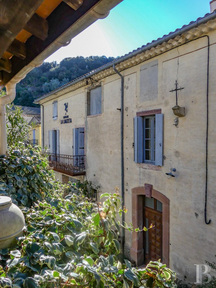 Maison à vendre, 220m², Saint-Nazaire-de-Ladarez