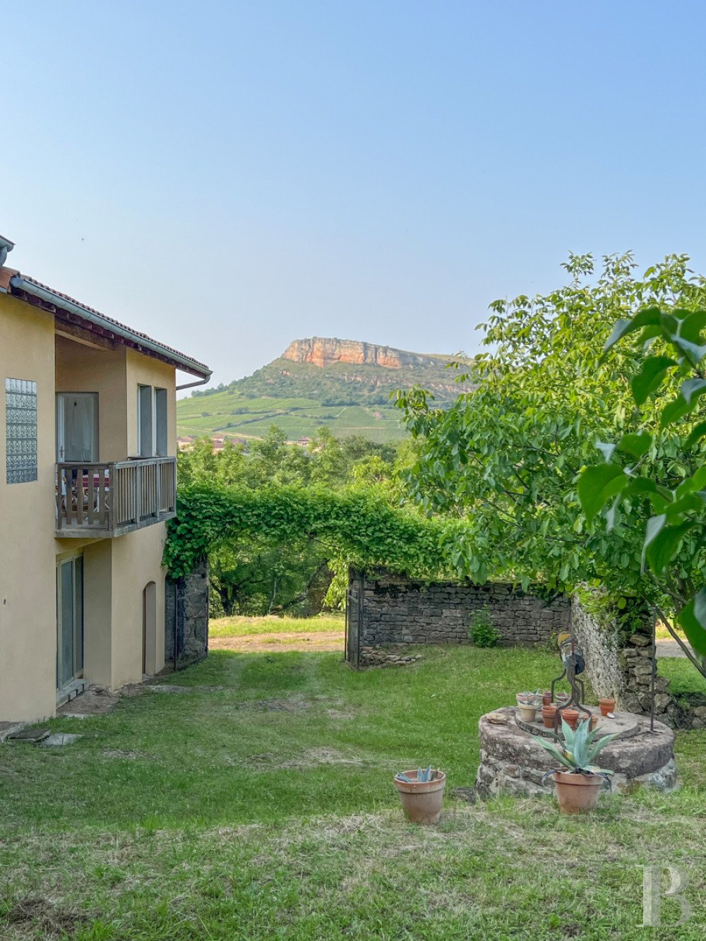 Maison à vendre, 220m², Vergisson