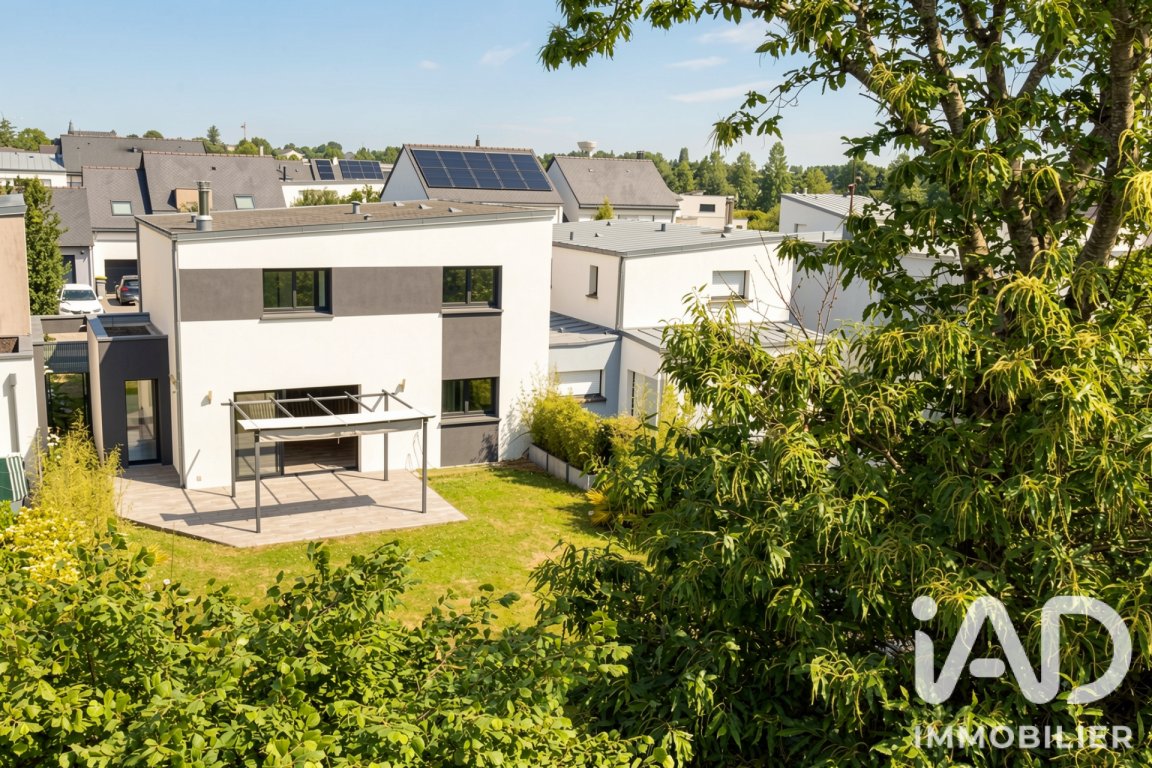 Maison à vendre, 122m², La Mézière