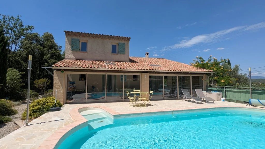 Maison à vendre, 121m², Carcès