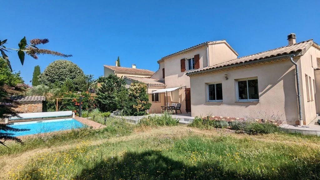 Maison à vendre, 156m², Carcès
