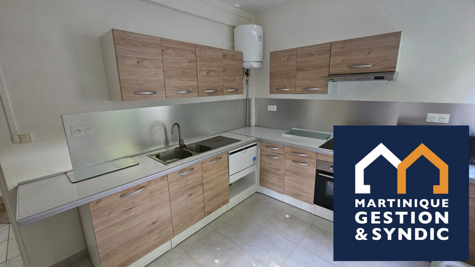 Appartement à louer, 109m², Fort-de-France