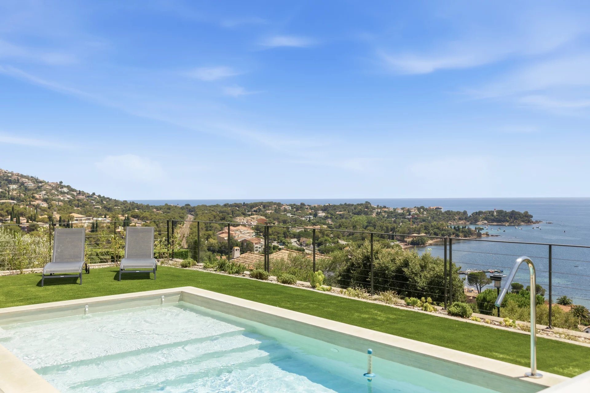 Maison à vendre, 300m², Saint-Raphaël