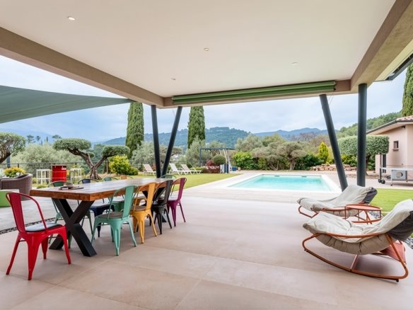 Maison à vendre, 231m², Solliès-Toucas
