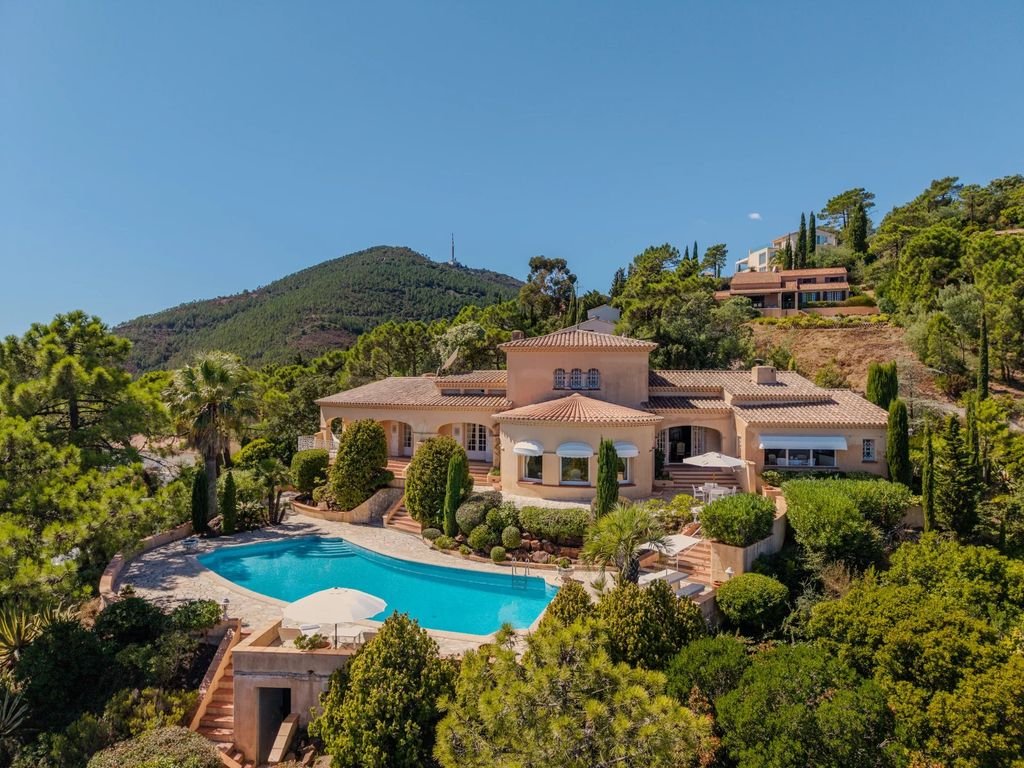 Maison à vendre, 234m², Théoule-sur-Mer