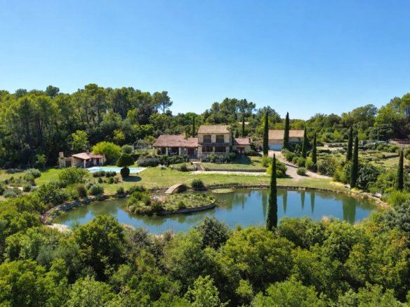 Maison à vendre, 407m², Seillans
