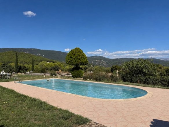 Maison à vendre, 407m², Seillans