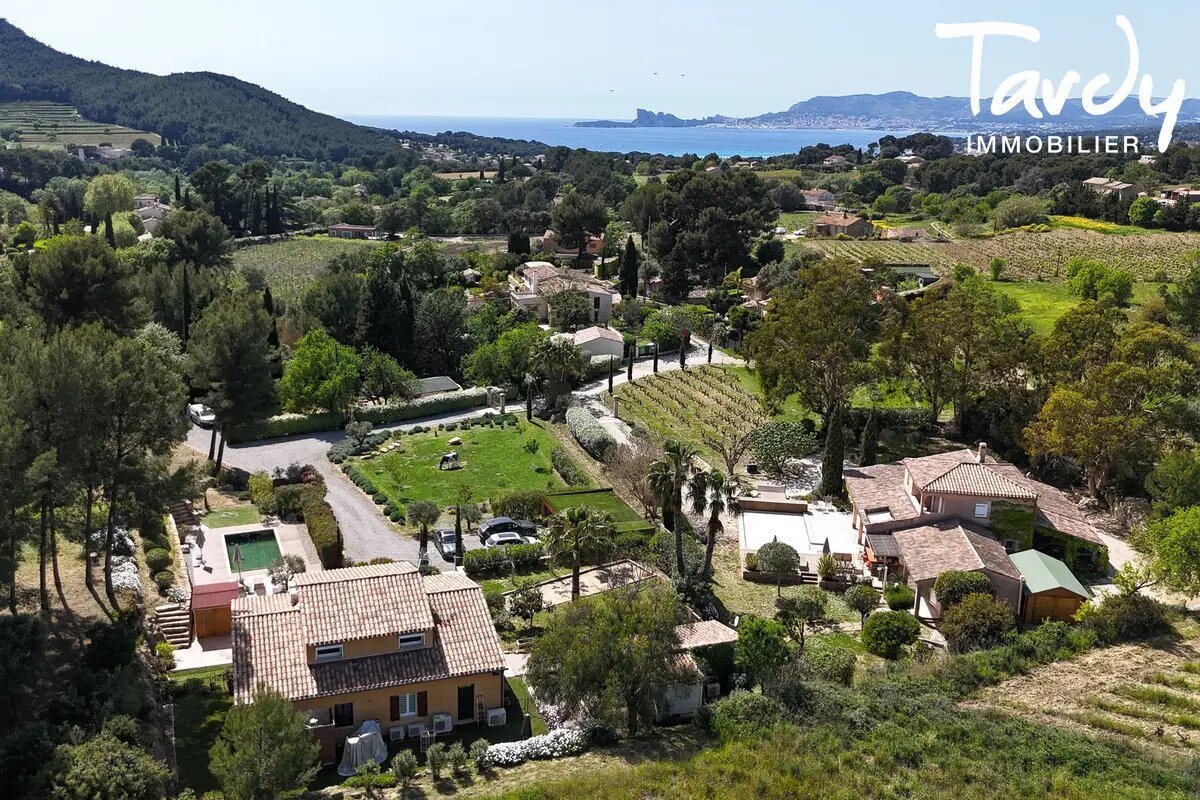 Maison à vendre, 420m², Saint-Cyr-sur-Mer