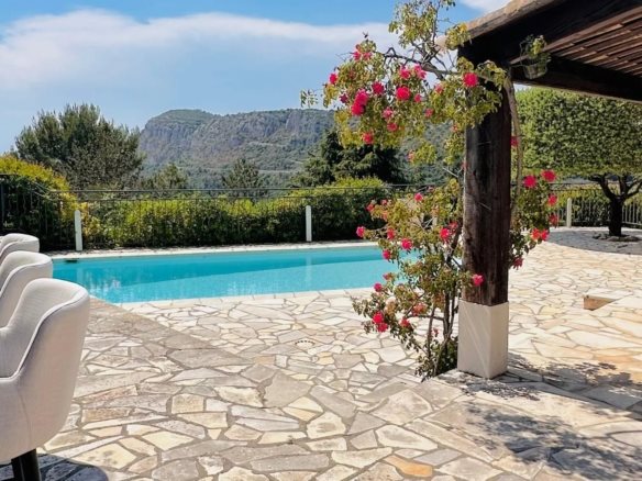 Maison à vendre, 178m², La Turbie