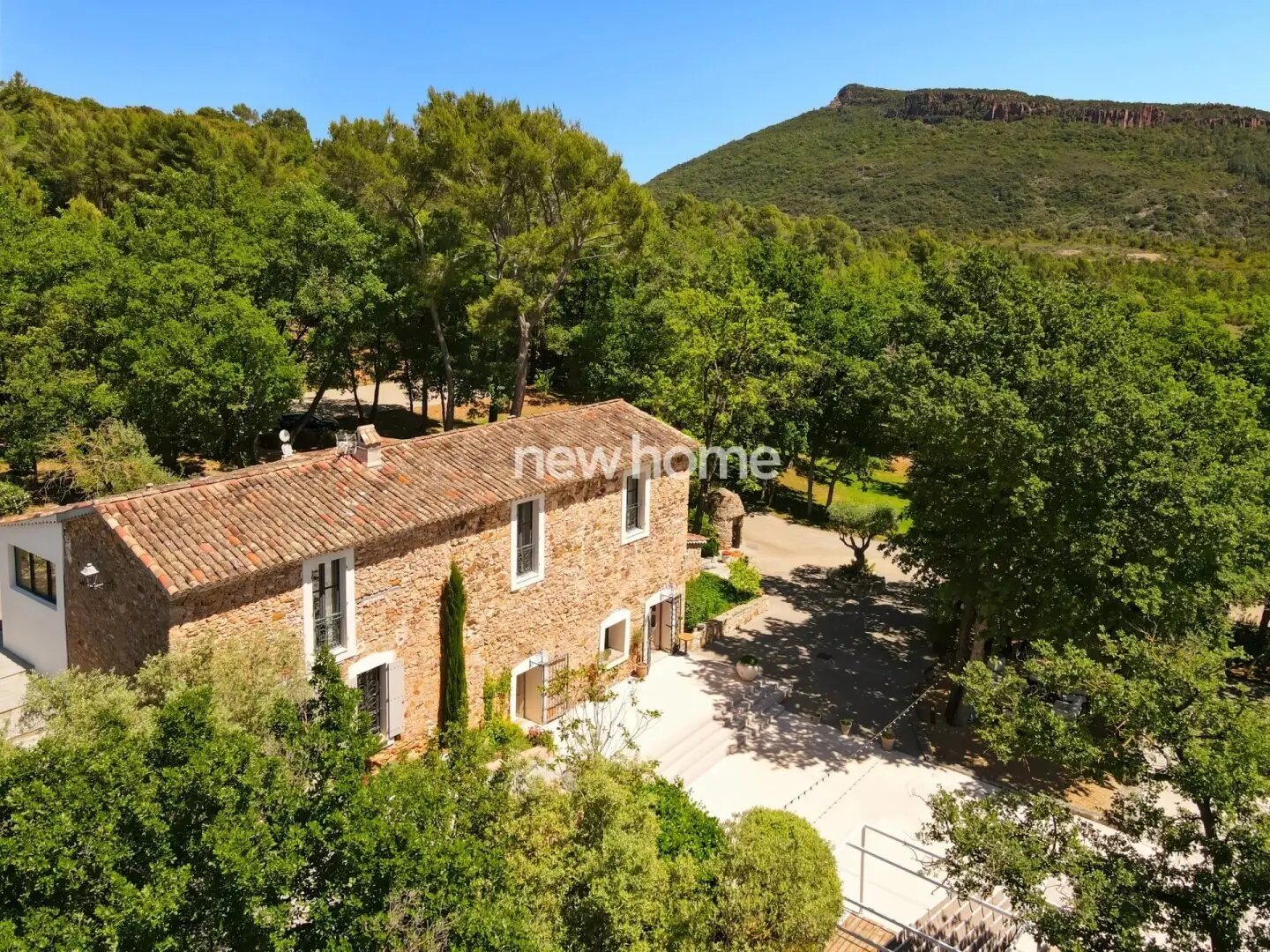 Maison à vendre, 300m², Carcès