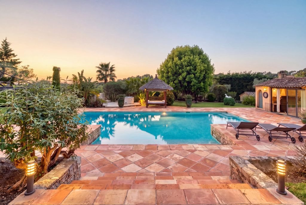 Maison à vendre, 278m², Mouans-Sartoux