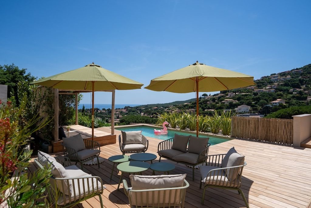 Maison à vendre, 240m², Cavalaire-sur-Mer
