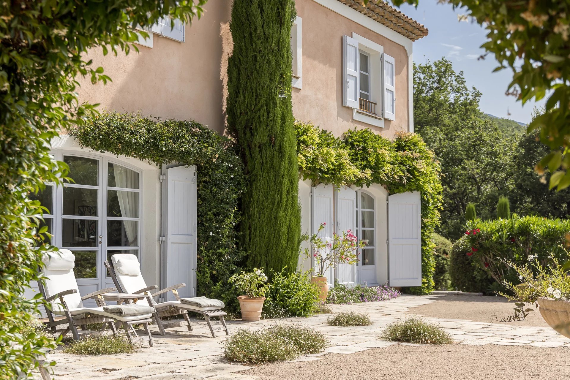 Appartement à vendre, 293m², Saint-Vallier-de-Thiey