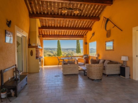 Maison à vendre, 220m², Lorgues