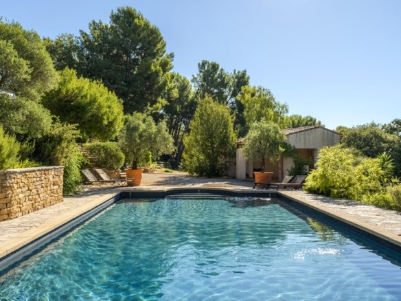 Maison à vendre, 240m², Saint-Victoret