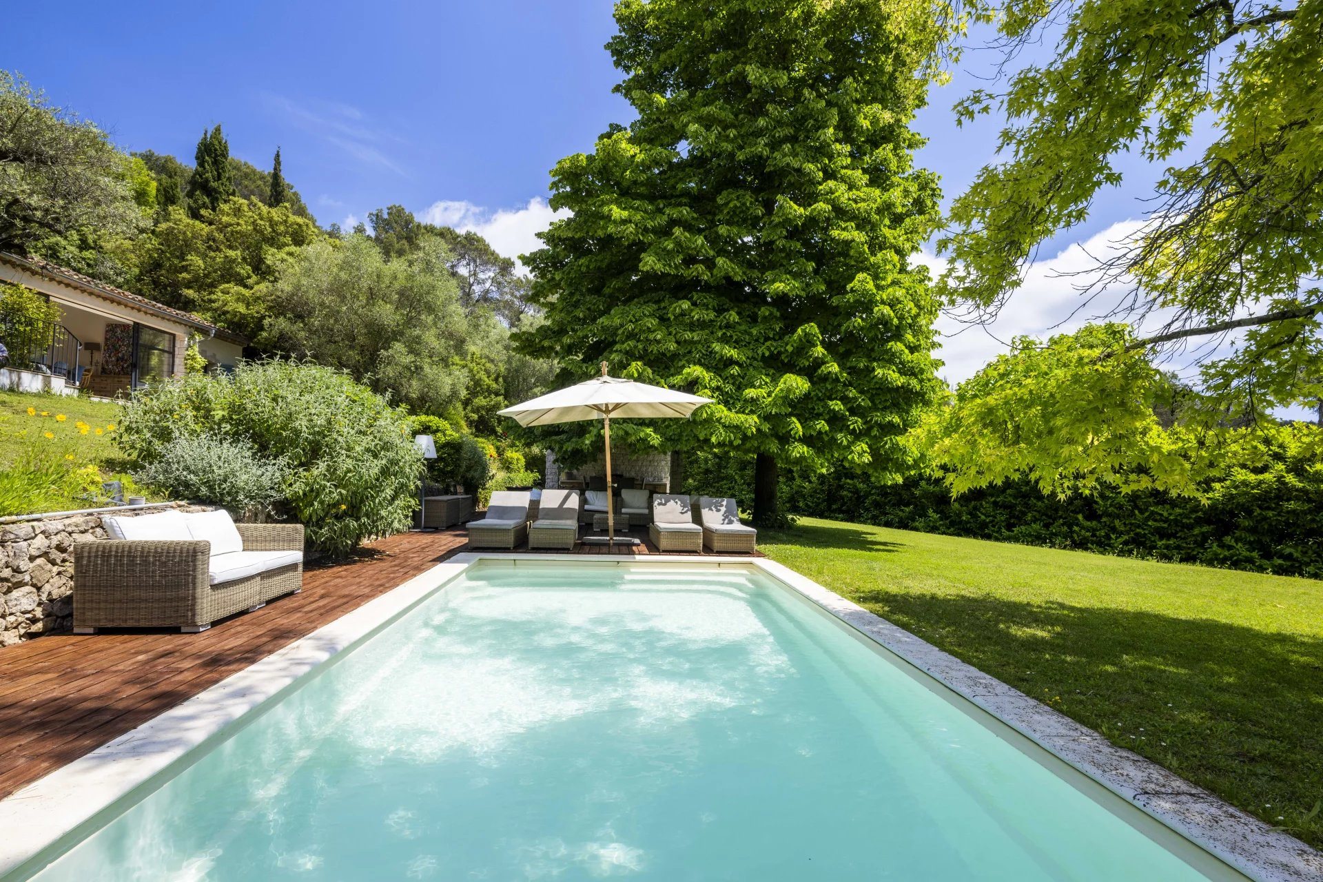 Maison à vendre, 245m², Valbonne