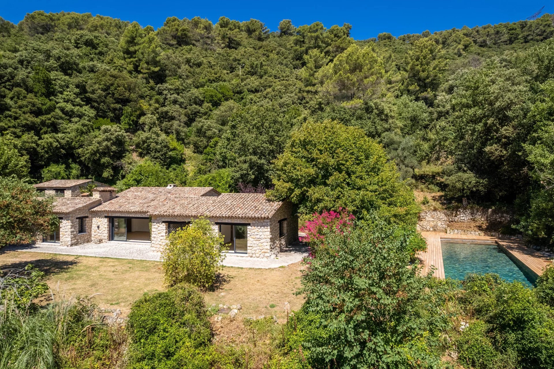 Maison à vendre, 300m², Spéracèdes