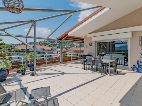 Appartement à vendre, 101m², Mandelieu-la-Napoule
