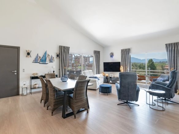 Appartement à vendre, 101m², Mandelieu-la-Napoule