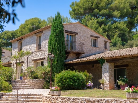 Maison à vendre, 250m², La Colle-sur-Loup