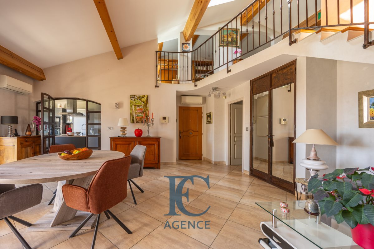 Appartement à vendre, 151m², Sanary-sur-Mer