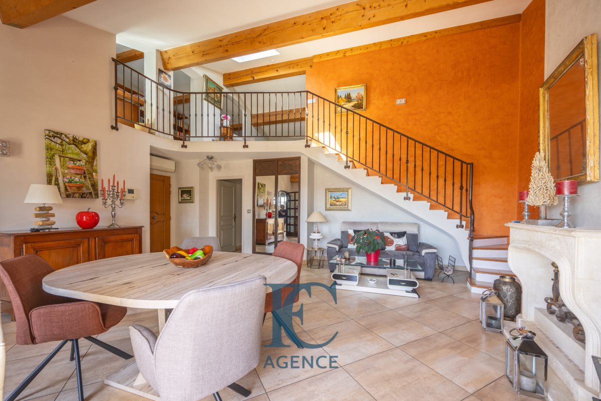 Appartement à vendre, 151m², Sanary-sur-Mer
