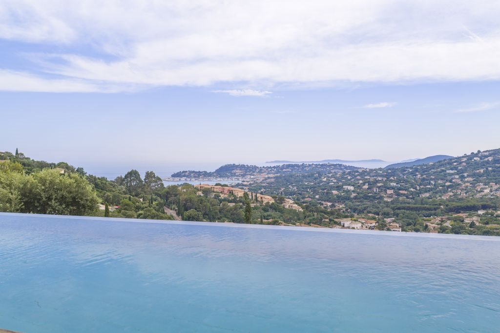 Maison à vendre, 160m², Cavalaire-sur-Mer