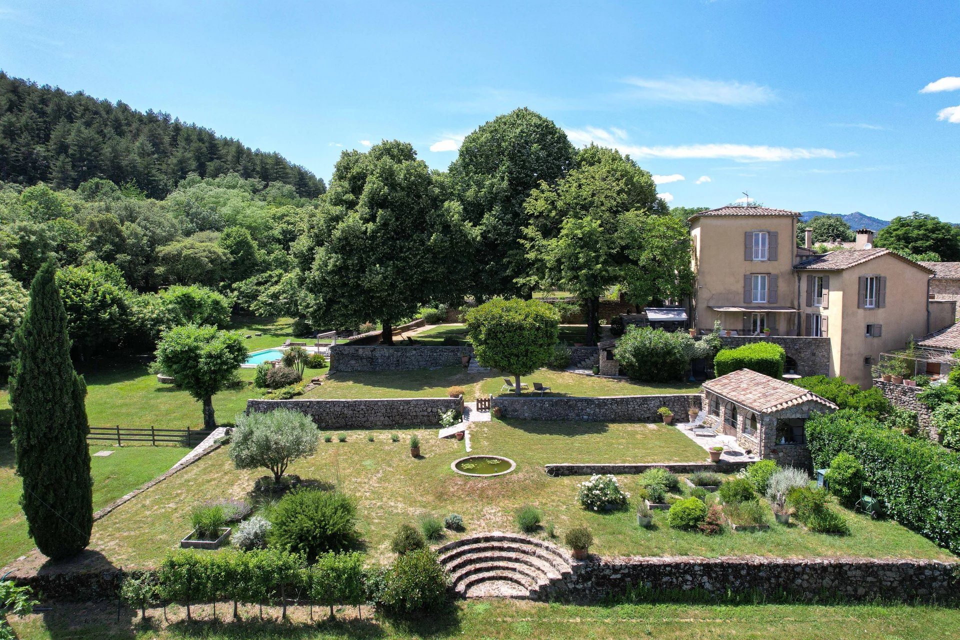 Maison à vendre, 368m², Uzès